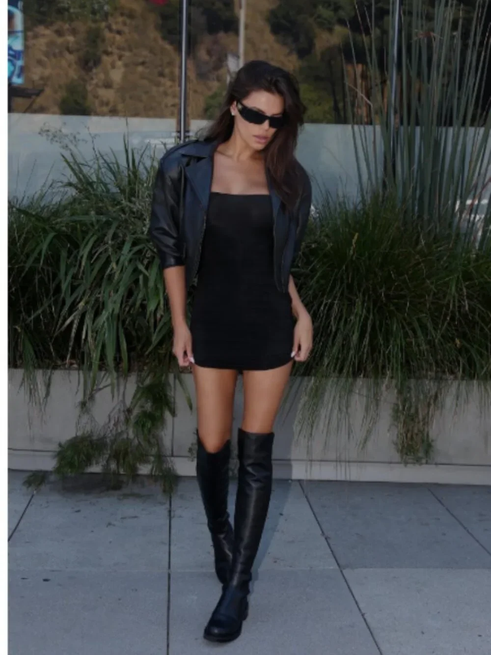 Stuart Weitzman Women's 5050 Black Bold Over The Knee Boots Sz 6.5